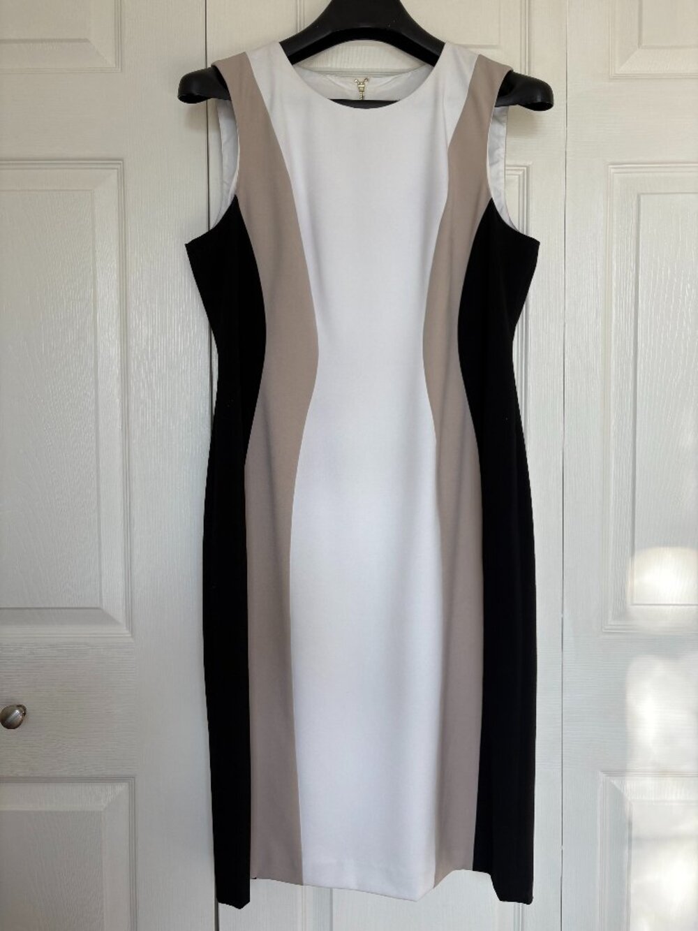 Calvin Klein Black White Tan Colorblock Slimming Sheath Career Dress - Size 12